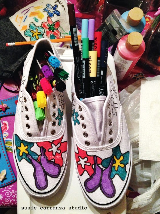 Using Crafty Chica Fabric Inks & Tsukineko Fabrico markers on canvas shoes - susie carranza studio